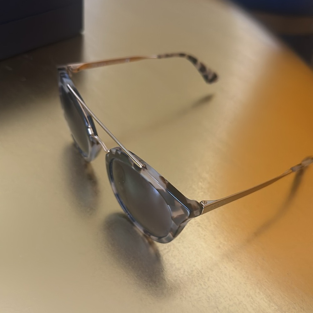 PRADA SUNGLASSES - Picture 5 of 5